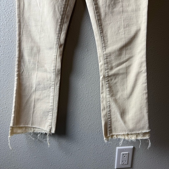 New MOTHER The Insider Crop Step Fray High Rise Jeans Chalk It Up NWT Denim 25 - Picture 4 of 15